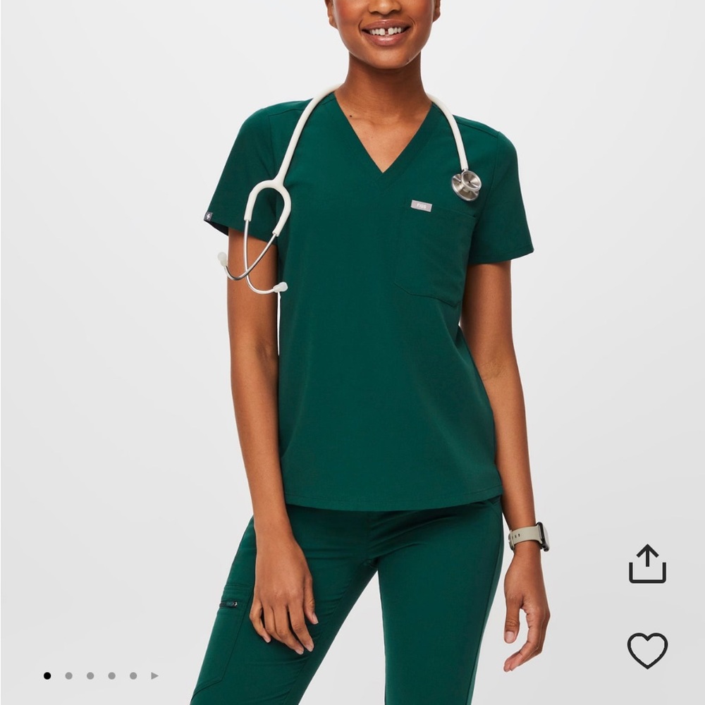 NWT Catarina Top in Forest Green